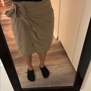 Banana Republic Beige Skirt